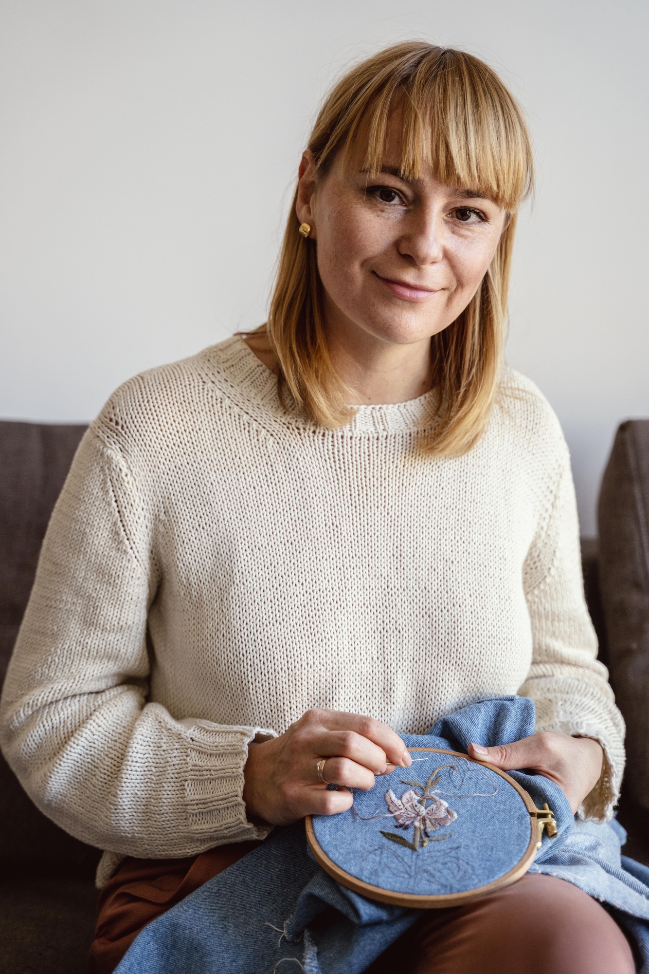 Anna — mistrzyni haftu, portret